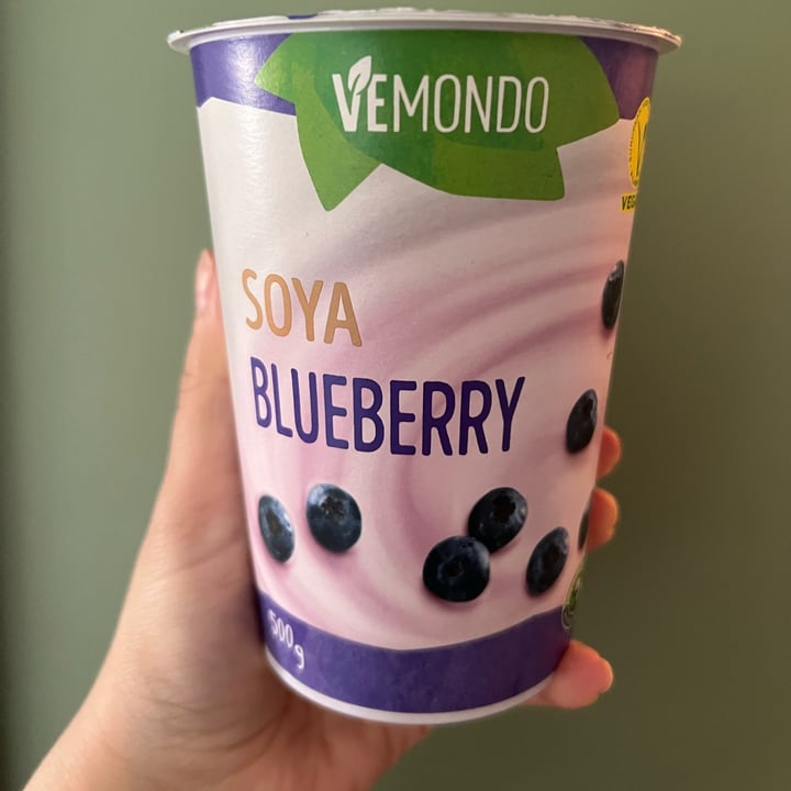 photo of Vemondo Yogurt Di Soia Ai Mirtilli shared by @julietvampire2 on  12 Jun 2022 - review