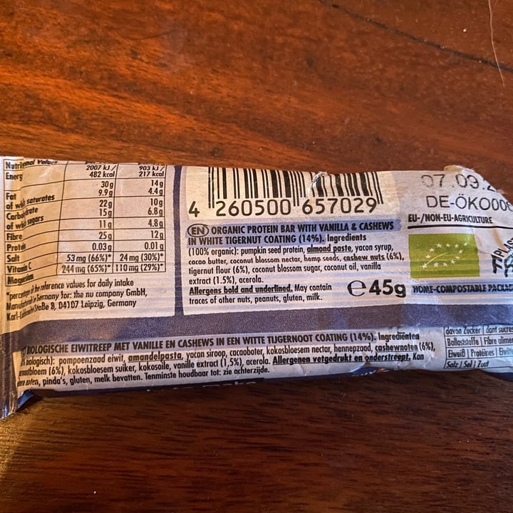 photo of Numove Cookie Dough Bar shared by @zwoelfe on  06 May 2022 - review