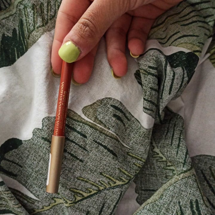 review photo of Bottega Verde Matita labbra intensa con estratto di Malva shared by @alicasu on 25 Mar 2022 - review