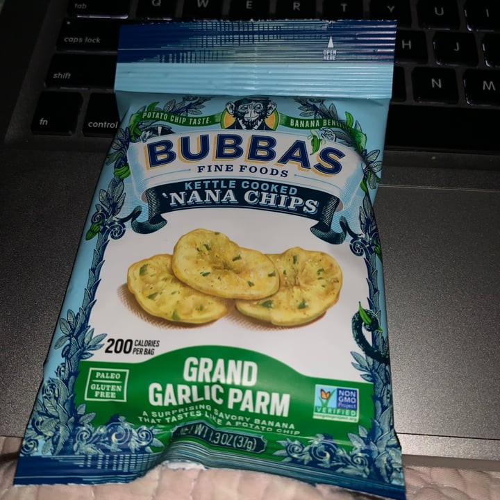 photo of Bubba's Fine Foods Grand Garlic Parm 'Nana Chips shared by @zanderzuku on  25 Jul 2022 - review