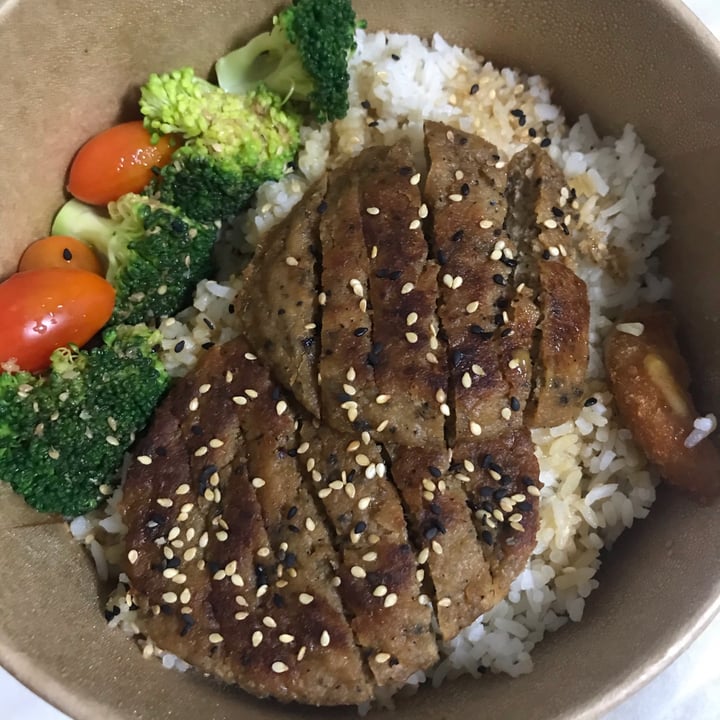 photo of SoFood teriyaki chicken rice shared by @veggieoty on  01 Oct 2020 - review