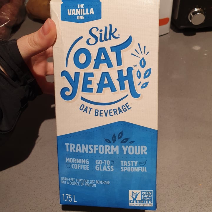 review photo of Silk Oat Yeah Oatmilk The Vanilla One shared by @sensitivequeer on 18 Dec 2020 - review