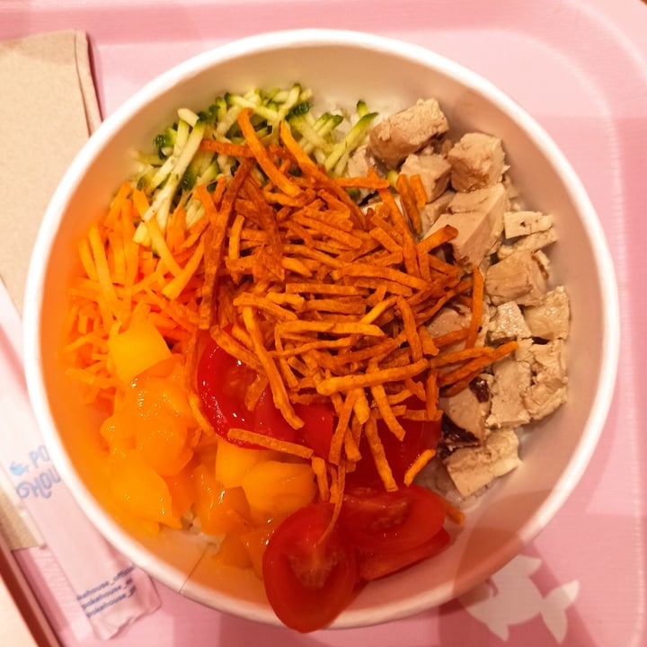 review photo of Poke House - Isola Poke shared by @julieve on 24 Apr 2022 - review