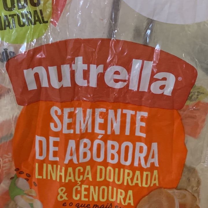 photo of Nutrella Pão De  Semente De Abóbora, Linhaça Dourada E Cenoura shared by @vivilima on  04 May 2022 - review