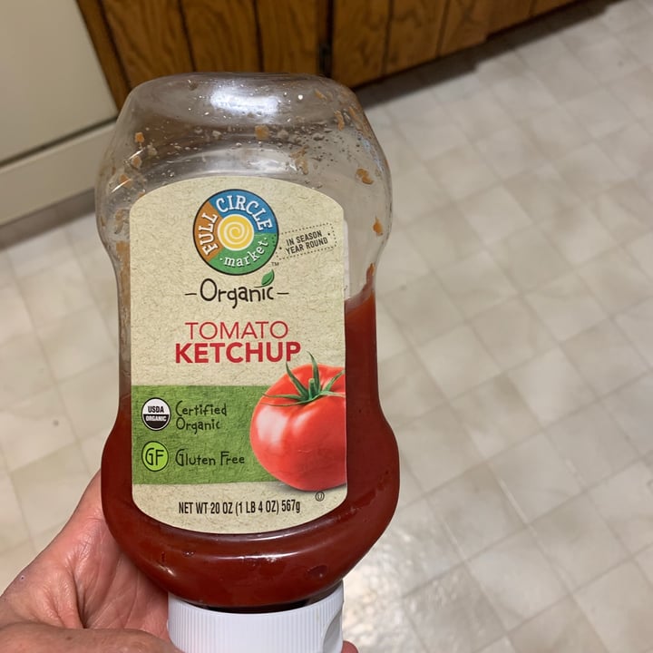 photo of Full Circle Market Full Circle organic tomato Ketchup shared by @carolelizabeth1001 on  20 Jun 2021 - review