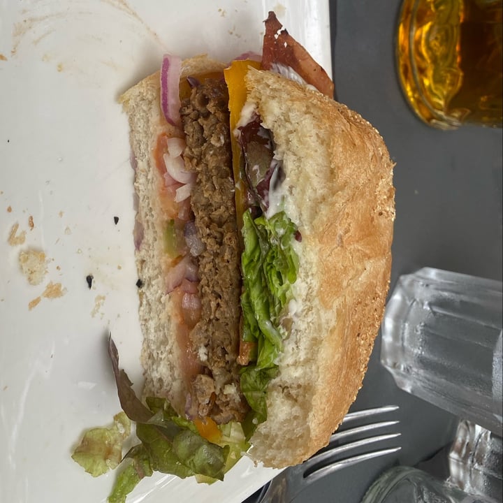 photo of La boca te Lia Vurger shared by @maarcella on  31 Oct 2022 - review