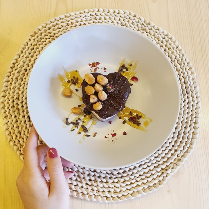 photo of Well Loft Chocolate Cheezecake Please! shared by @veggiexplorer on  21 Nov 2020 - review