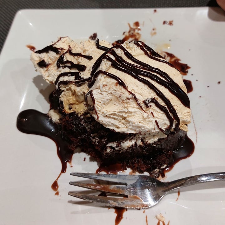 photo of Bambú Brownie con helado shared by @antiaac- on  10 Oct 2021 - review