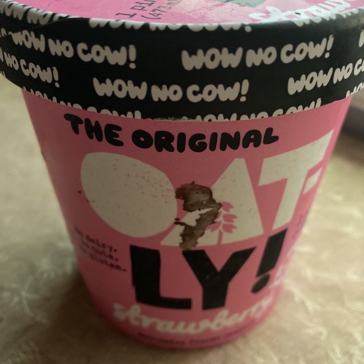 photo of Oatly Strawberry Ice Cream shared by @jdubluv5 on  03 Aug 2021 - review
