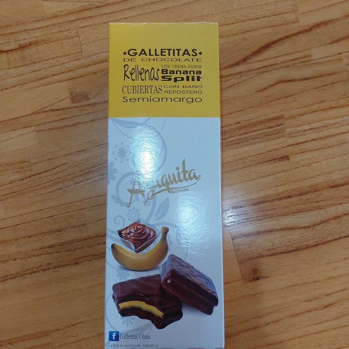 photo of Azuquita Galletitas rellenas de banana split shared by @valeni on  10 Dec 2021 - review