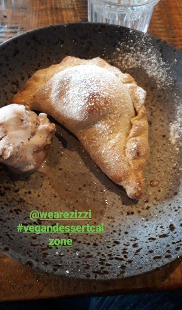 photo of Zizzi Welwyn Garden City Fruit Dessert Calazone shared by @troyehaydentro on  14 Aug 2019 - review