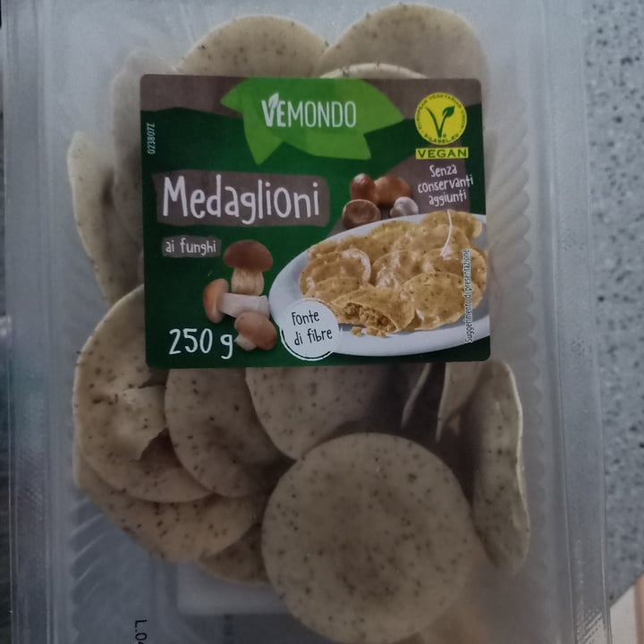 review photo of Vemondo Medaglioni ai Funghi shared by @chiarhontas on 12 Aug 2022 - review