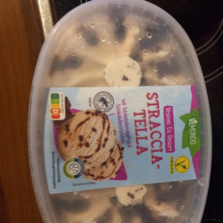 photo of Vemondo  Stracciatella Icecream shared by @soracat on  24 Aug 2022 - review