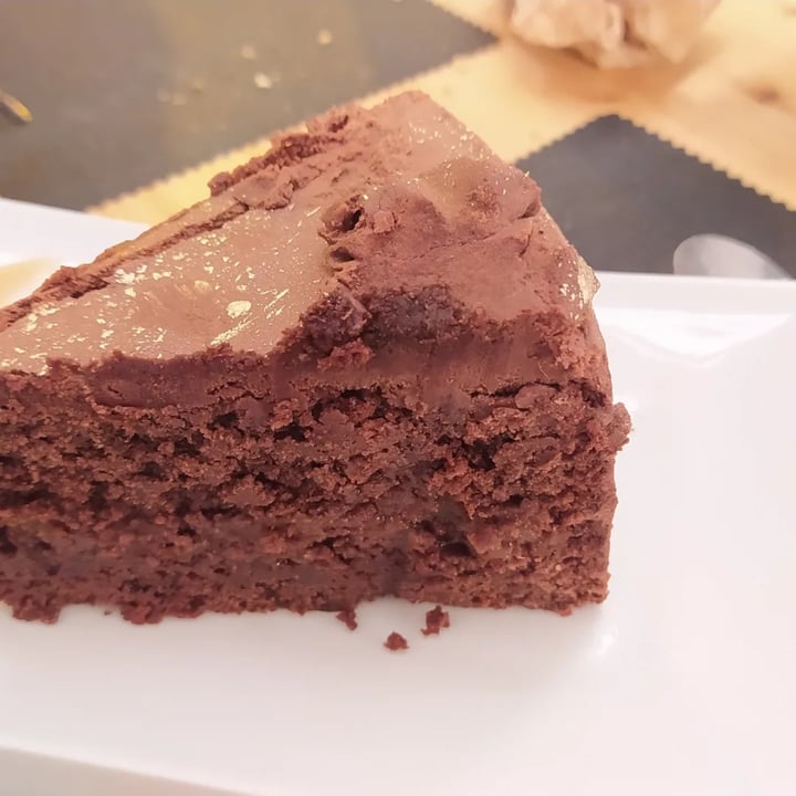 photo of Uh Mami Tarta sacher shared by @jessi on  19 Jun 2022 - review