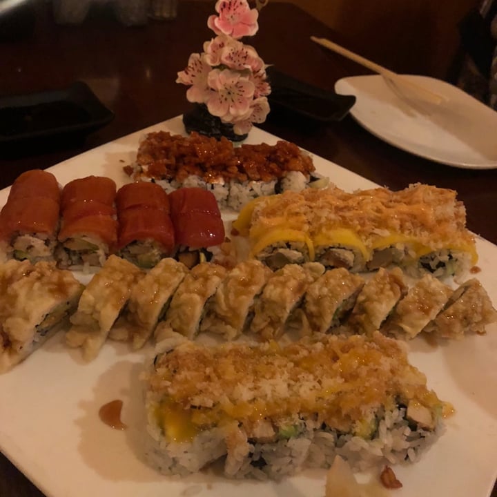 review photo of Sushiko Japanese Restaurant Vegan Sushi shared by @dirtbagvegan on 29 Apr 2020 - review