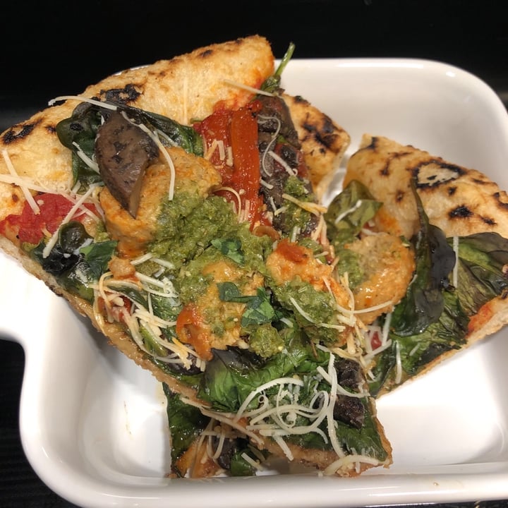 photo of MozzaPi Vegan Pizza shared by @tbright17 on  13 Apr 2020 - review