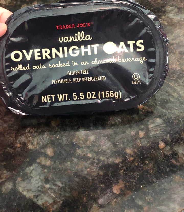photo of Trader Joe's Vanilla Overnight Oats shared by @lizprendergast11 on  11 May 2020 - review