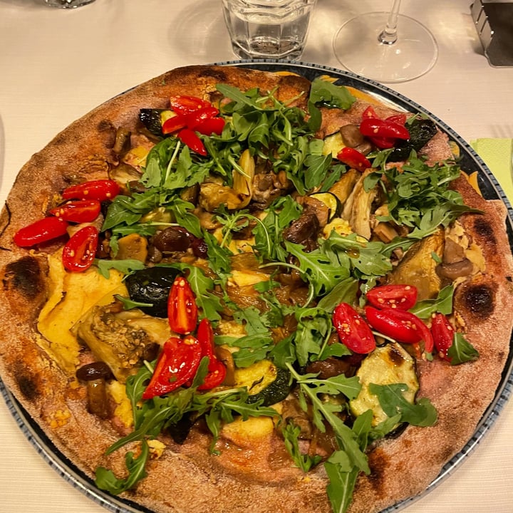 photo of Gianni - Noloso Pizza Pizza vegana shared by @stefanokalo on  04 Sep 2022 - review
