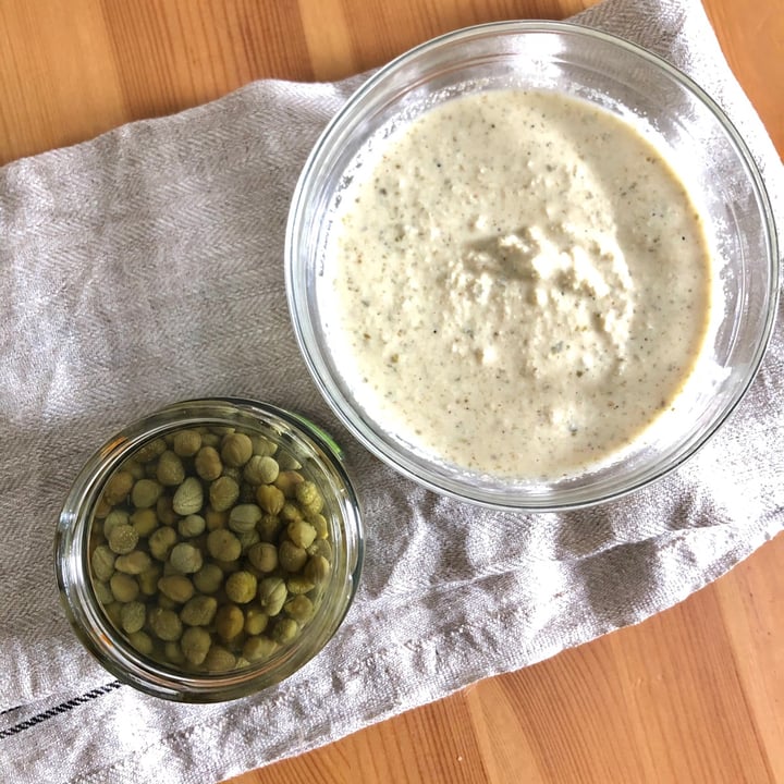 photo of Trader Joe's Nonpareille Capers shared by @aqualing on  01 Apr 2021 - review