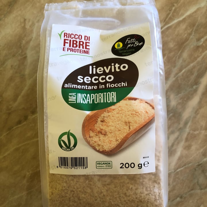 photo of Fatti per bene terranostra vegan Lievito alimentare shared by @auroratufaro on  31 Oct 2022 - review