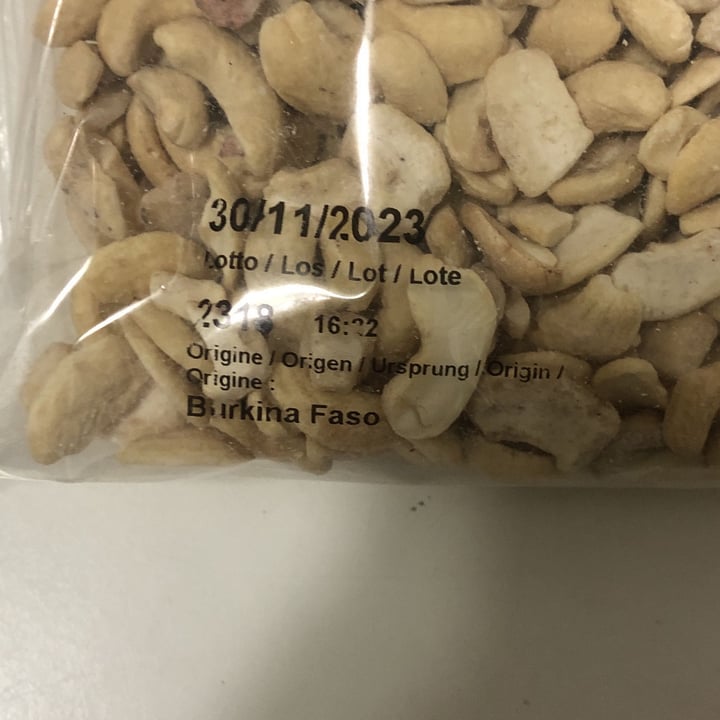 review photo of Frutta e bacche naturally Anacardi Crudi Sgusciati e Biologici shared by @psychegle on 22 Nov 2022 - review