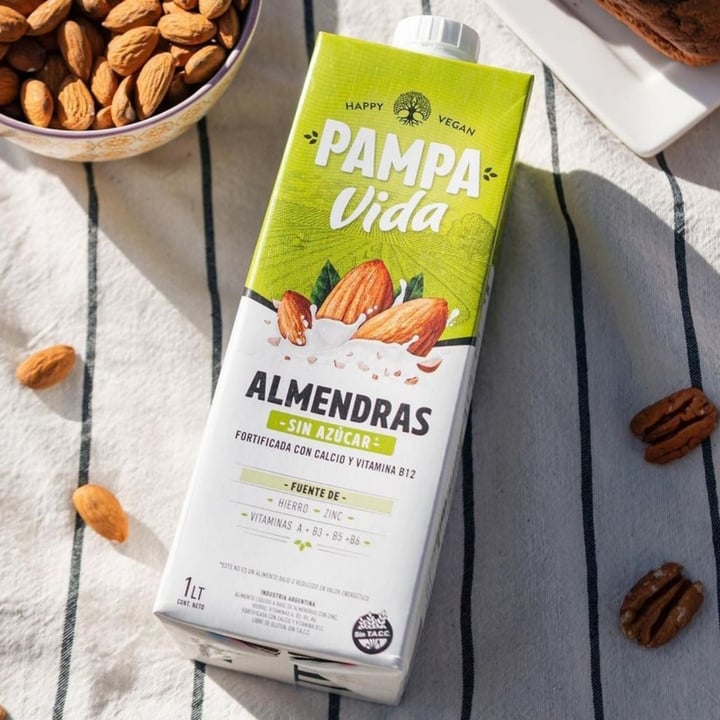 review photo of Pampa Vida Leche de Almendras Sin Azúcar shared by @valencambiano on 31 Aug 2022 - review