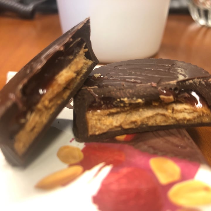 photo of Theo Chocolate Peanut Butter & Jelly Cups shared by @yumi on  28 Apr 2021 - review