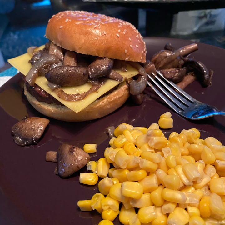 review photo of Impossible Foods Impossible Burger Patties shared by @slimkim24 on 17 May 2022 - review