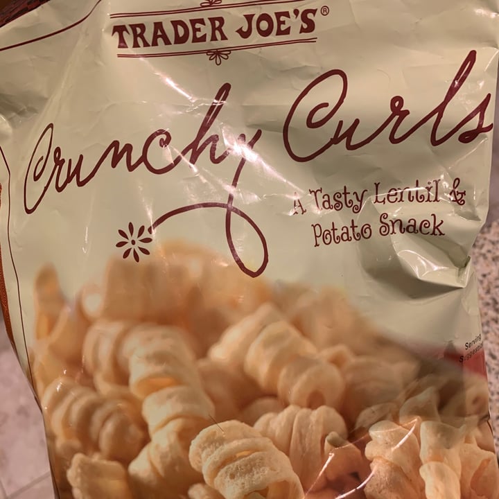 photo of Trader Joe's Crunchy Curls shared by @plantslayer on  29 Dec 2020 - review