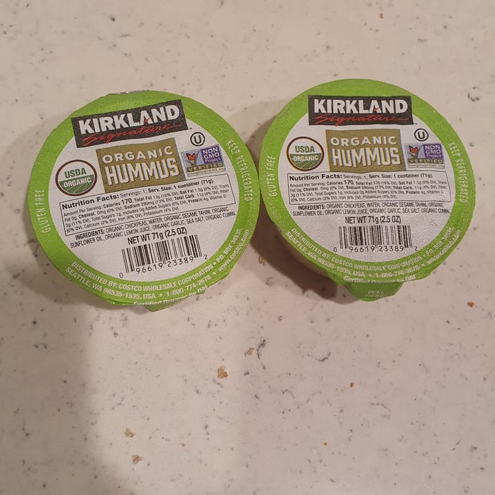 photo of Kirkland Signature Organic Hummus shared by @paniwilson on  14 Oct 2021 - review