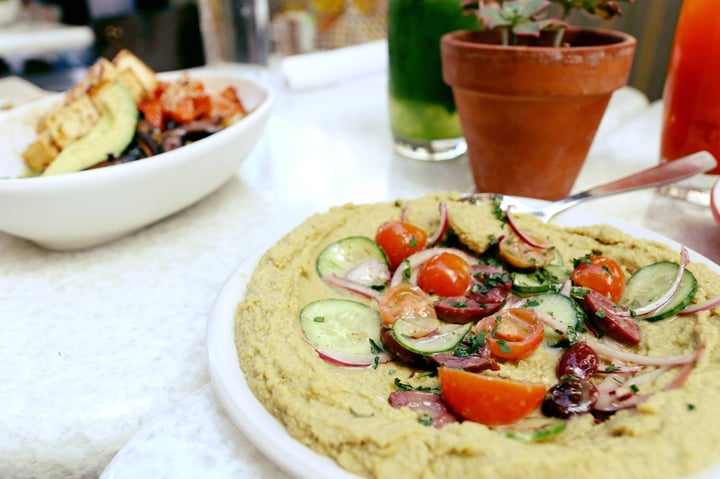photo of True Food Kitchen Herb Hummus shared by @ecogoddess on  14 Mar 2018 - review