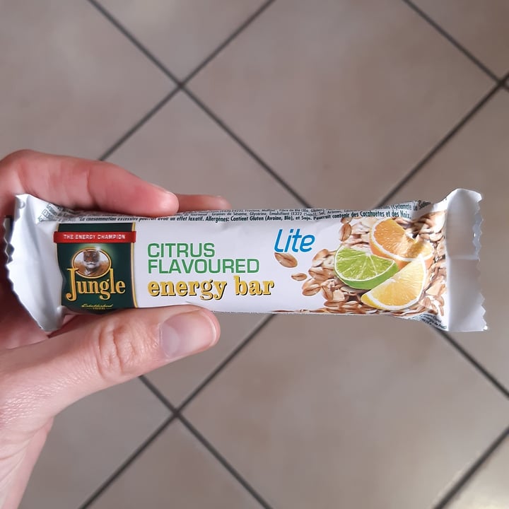 photo of Jungle Oats Citrus Flavoured Energy Bar (Lite) shared by @lpandel on  16 Oct 2021 - review