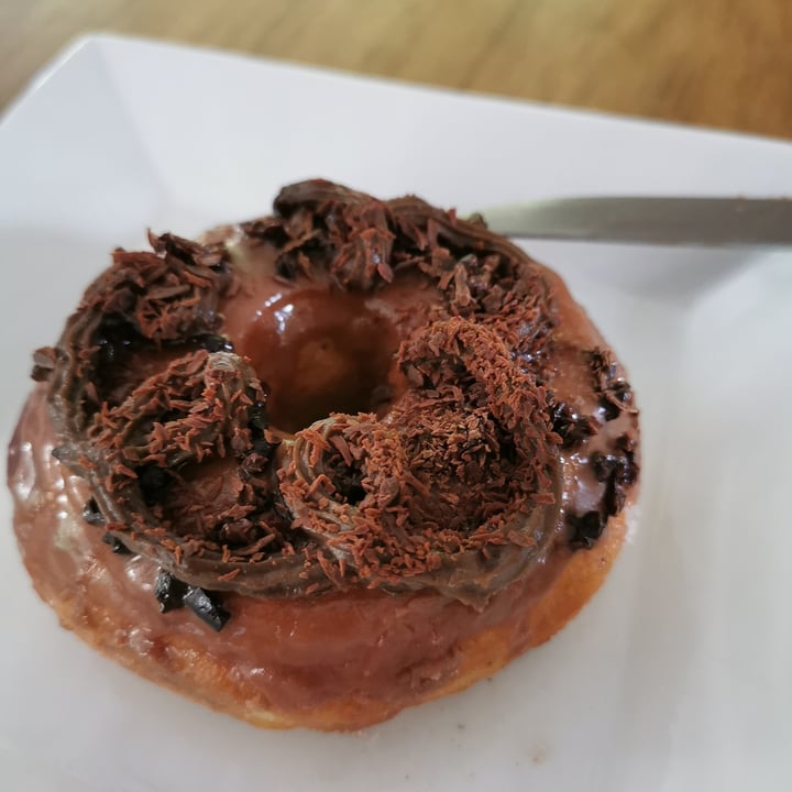 photo of Dreamwave Donuts Triple Chocolate DONUT shared by @stefietokee on  21 Jun 2020 - review