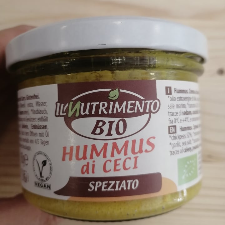 review photo of Il Nutrimento Hummus di ceci speziato shared by @silviaf1991 on 13 Aug 2022 - review