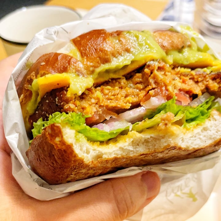 review photo of Hans Im Glück German Burgergrill Naturbursche shared by @ziokendo on 19 Jun 2021 - review