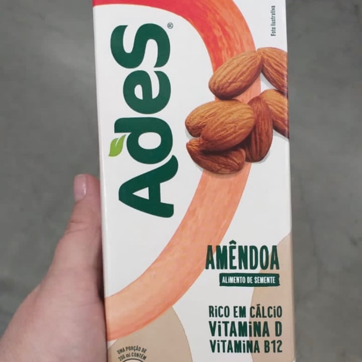 photo of Ades Ades alimento de amendoas shared by @carladato on  10 May 2022 - review