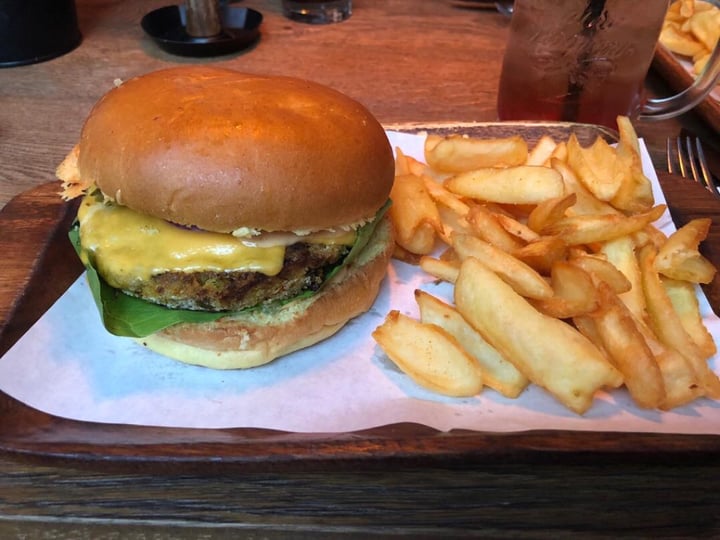 review photo of KING LOUI Cheeses loves you shared by @lea on 21 Sep 2018 - review