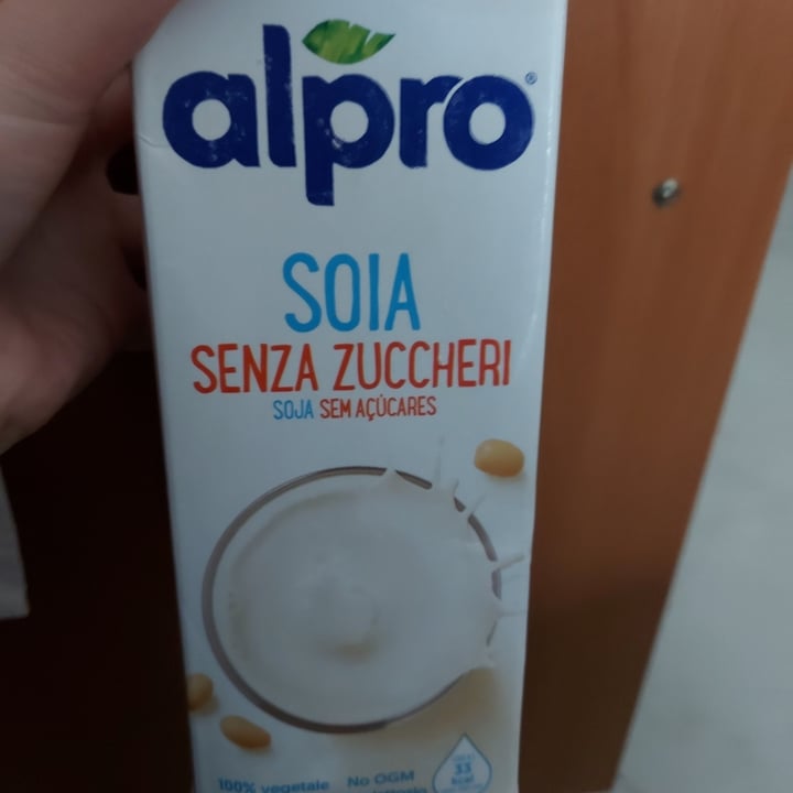 photo of Alpro Bevanda Di Soia Senza Zuccheri shared by @concettac on  02 Apr 2022 - review