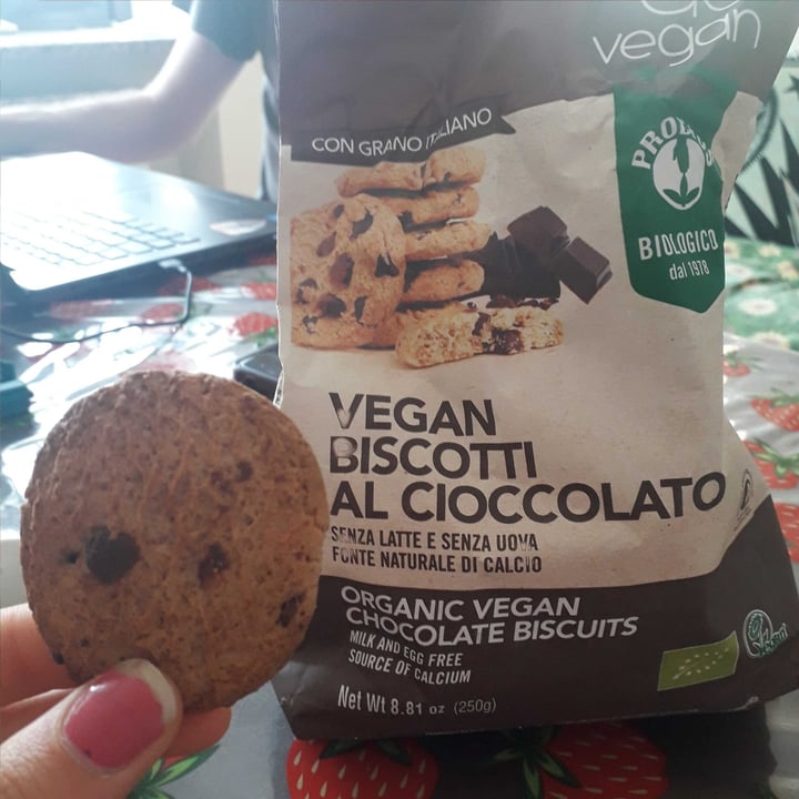 photo of La Via Del Grano  Biscotti Vegani Al Cioccolato shared by @elisabeletta on  12 Aug 2020 - review