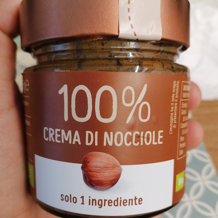photo of Eurocompany 100% crema di nocciole shared by @lauralambda on  15 Apr 2022 - review