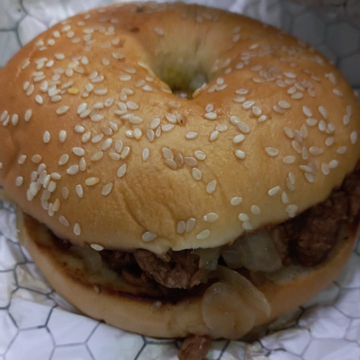 photo of Mönt take away Bagel vegan de 'no carne' shared by @lucasdg on  23 Aug 2022 - review