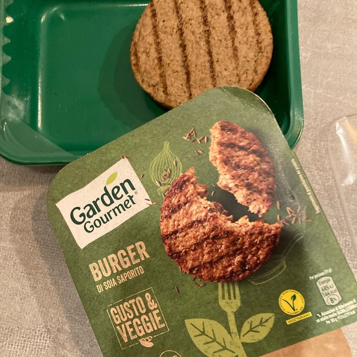 photo of Garden Gourmet Burger Soia Saporito shared by @drusillamalcontenta on  12 May 2022 - review