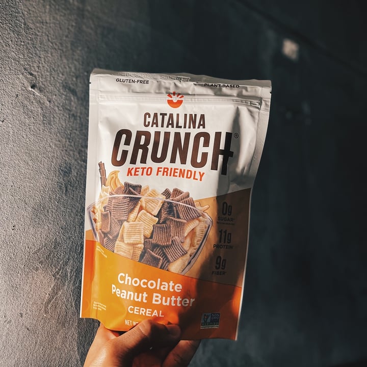 review photo of Catalina Crunch Chocolate Peanut Butter Cereal shared by @atozee on 27 Mar 2022 - review