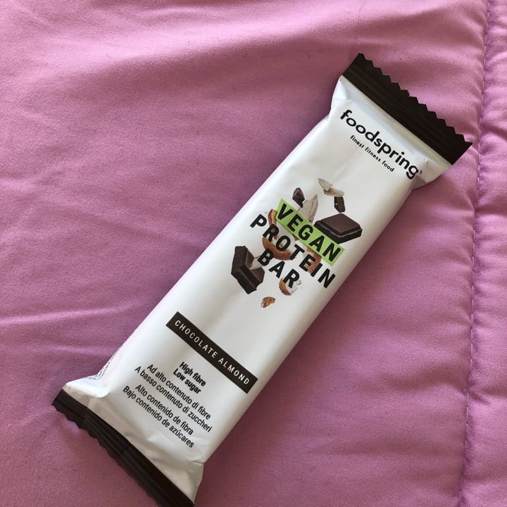 photo of Foodspring Vegan Protein Bar Chocolate Almond shared by @frappa on  13 Oct 2022 - review