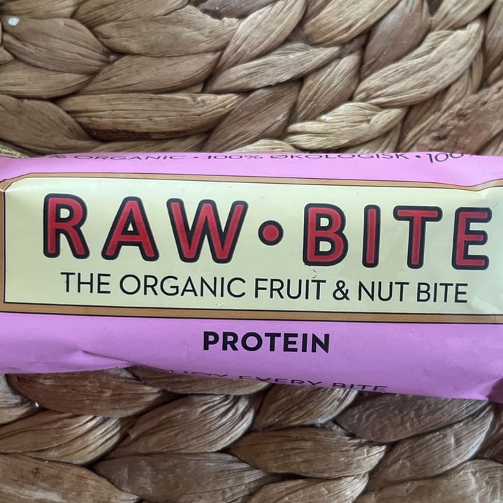 photo of Raw Bite Raw Bite Protein shared by @serenadeglialberi on  31 Mar 2022 - review