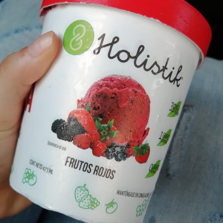 photo of Holistik Frutos Rojos shared by @jennifertnd on  20 Jun 2022 - review