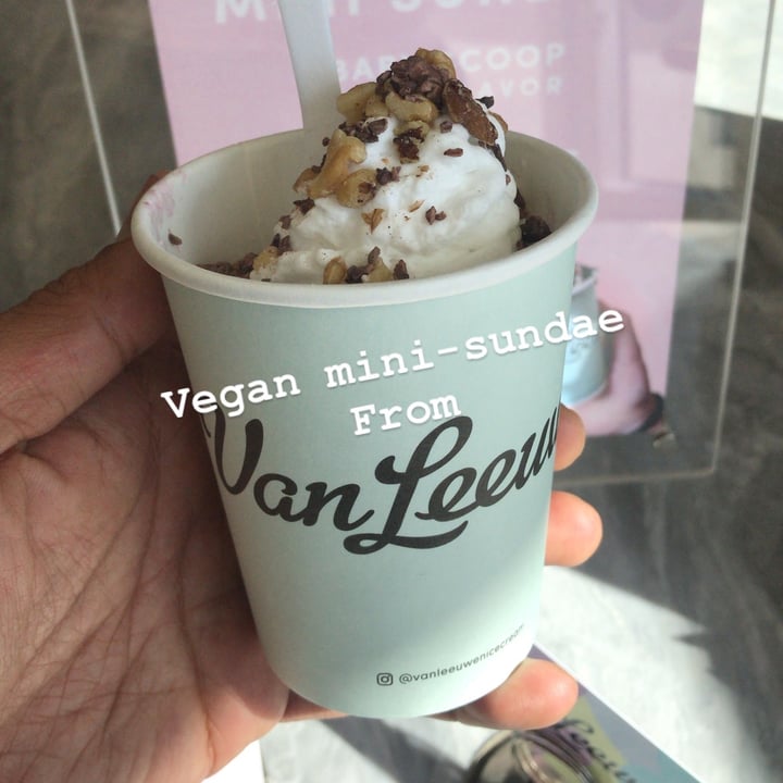 review photo of Van Leeuwen Ice Cream Vegan Mini Sundae shared by @christopherdetails on 06 Feb 2021 - review