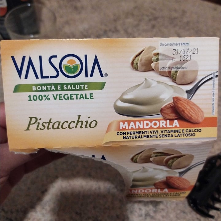 review photo of Valsoia Pistacchio Mandorla shared by @irexxx on 03 Jul 2021 - review
