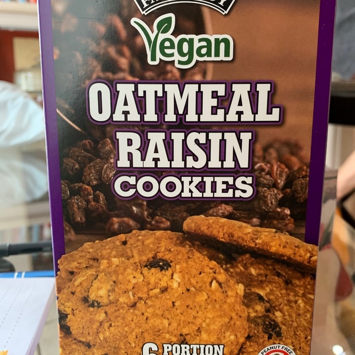 photo of Farm Boy Oatmeal Raisin Cookies shared by @bananabreadgirl on  02 Jun 2021 - review