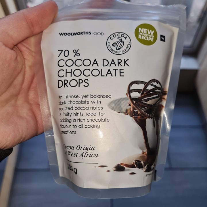 photo of Woolworths Food 70% cocao dark chocolate drops shared by @gloomyvegan on  25 Jun 2021 - review